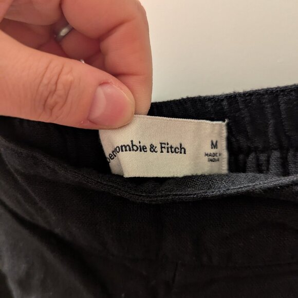 Abercrombie black shorts - Picture 2 of 3